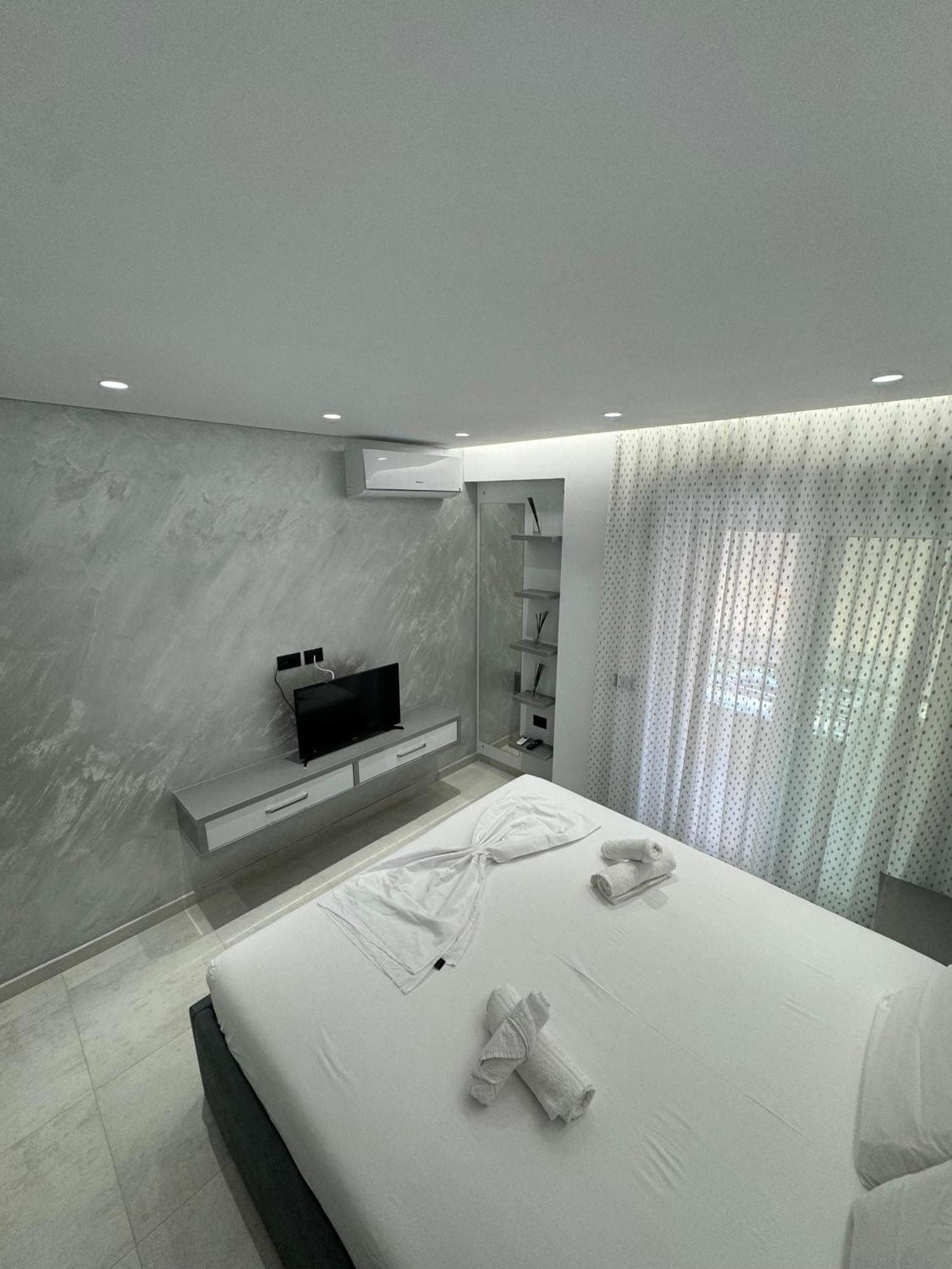 Alpha Lux Apartment Σαράντα Εξωτερικό φωτογραφία